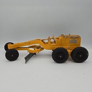 Vintage Hubley Kiddie Toy Road Grader Die Cast Toy No.481 - Made in U.S.A.